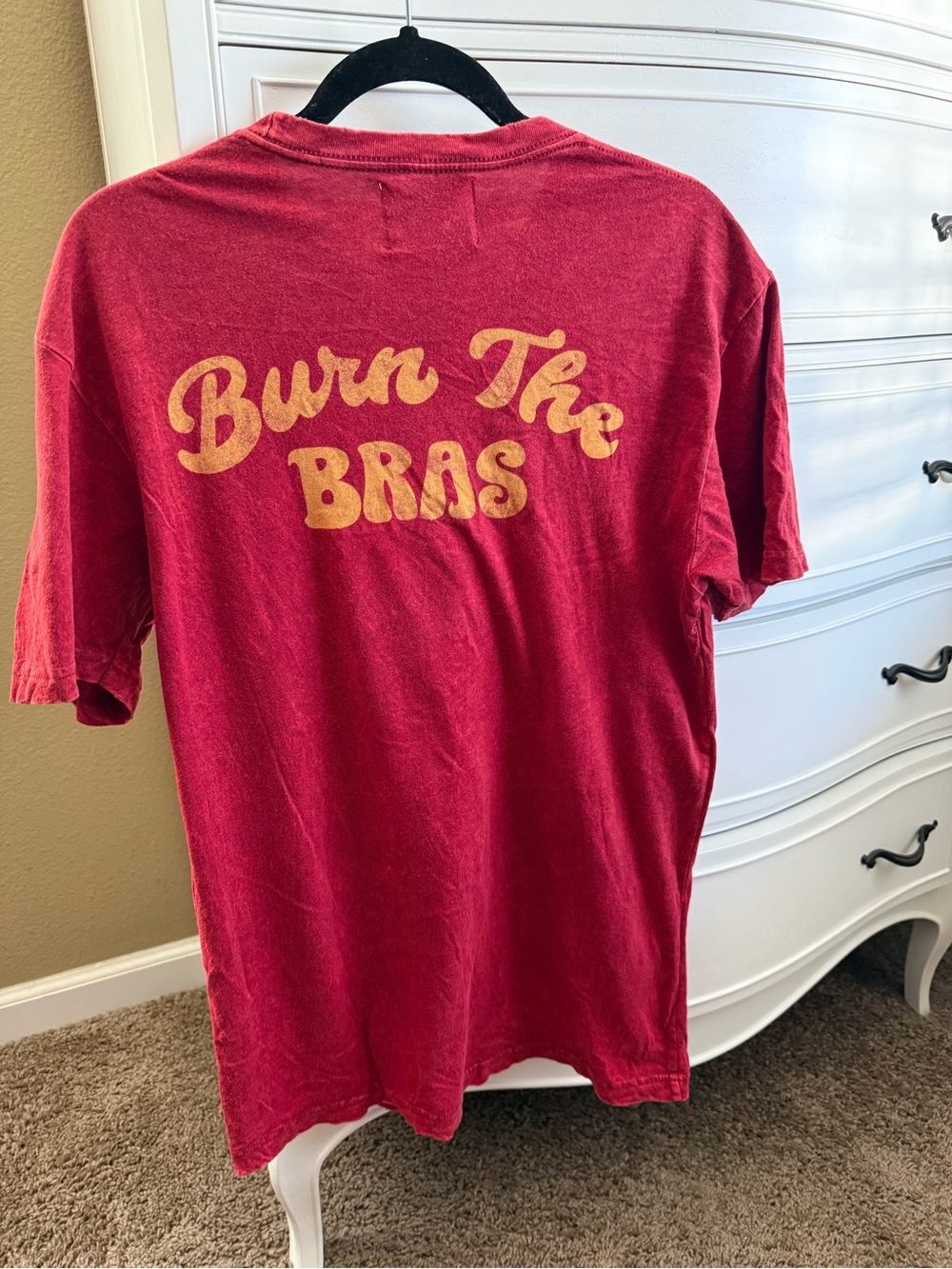 Vintage REVICE Red Short Sleeve Tee with Yellow Daisy Prints - Picture 5 of 5